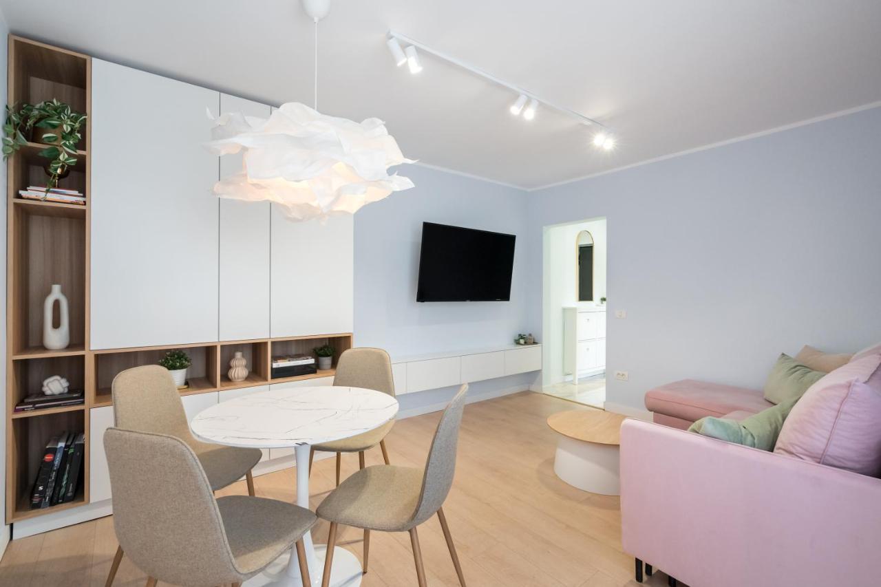 Candy Land Downtown Apartment Bukarest Exterior foto